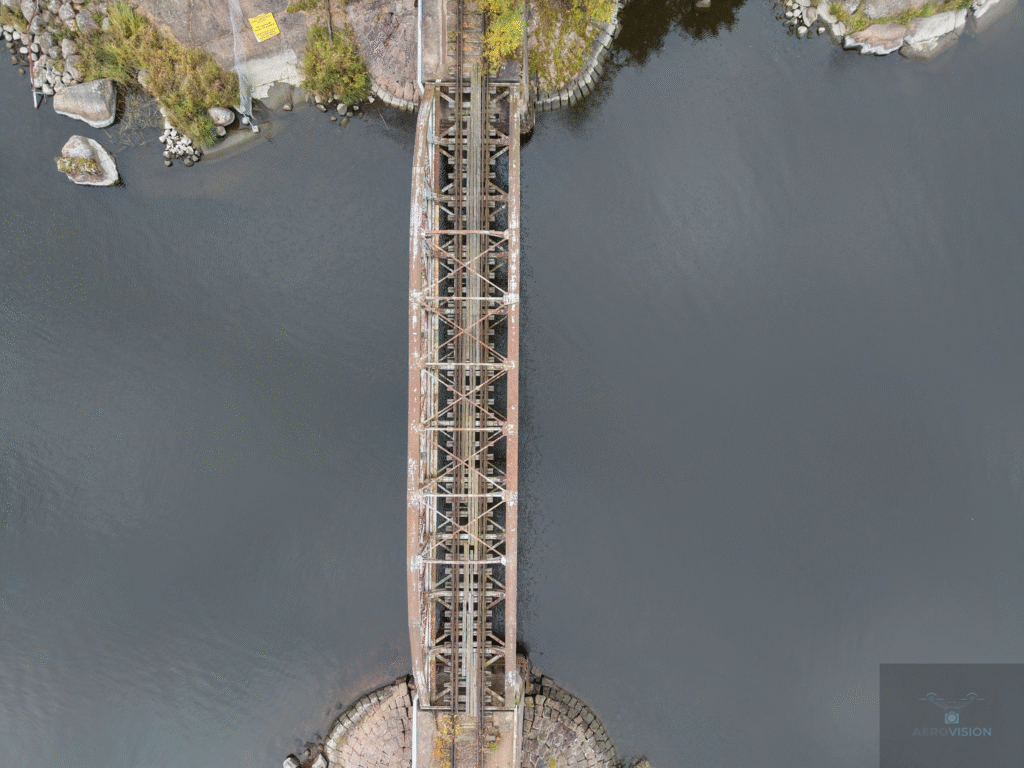 Ilmakuva Kotkan Tiutisesta AeroVision